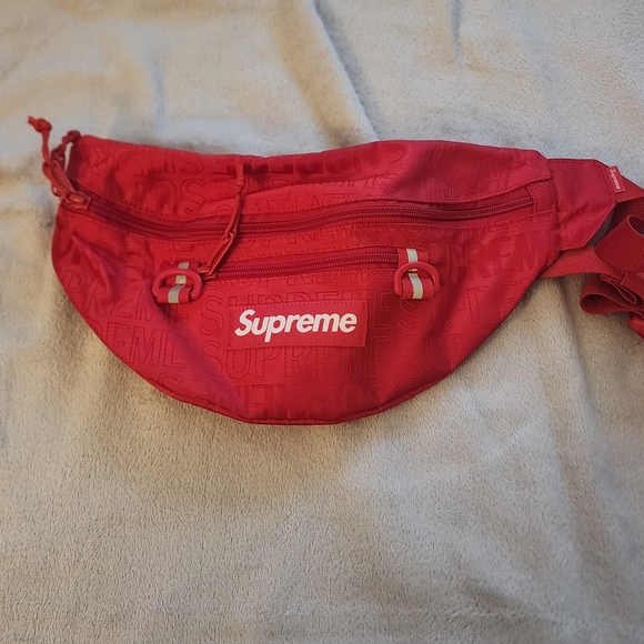 Supreme waist bag (ss19)